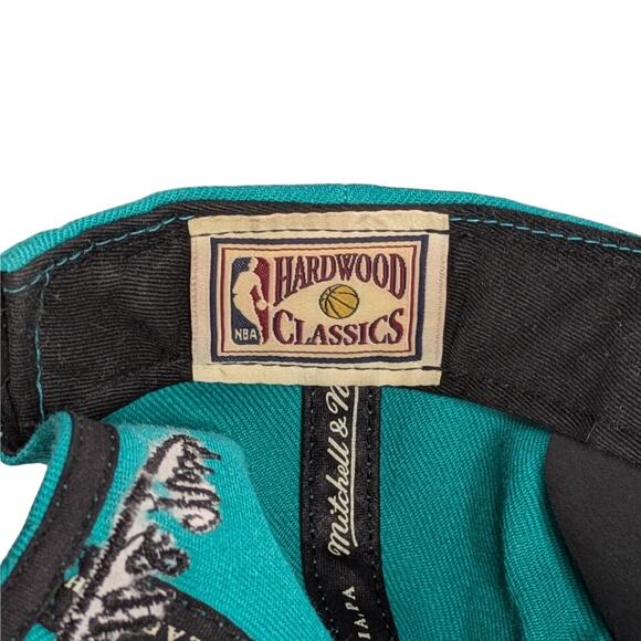 VTG Vancouver Grizzlies Embroidered Logo NBA Basketball Cap Snap Back Hat - Picture 4 of 7